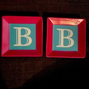 Letter B small ceramic